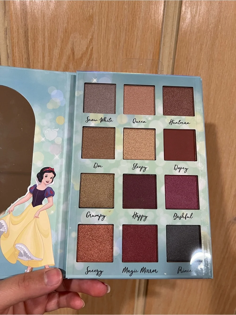 Disney Snow White Eyeshadow Palette